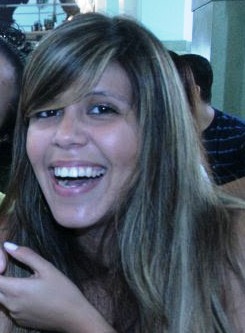 Izabela Pacheco – Estudante do 5º período de Jornalismo do Centro Universitário UNA – Belo Horizonte – MG - dsfed